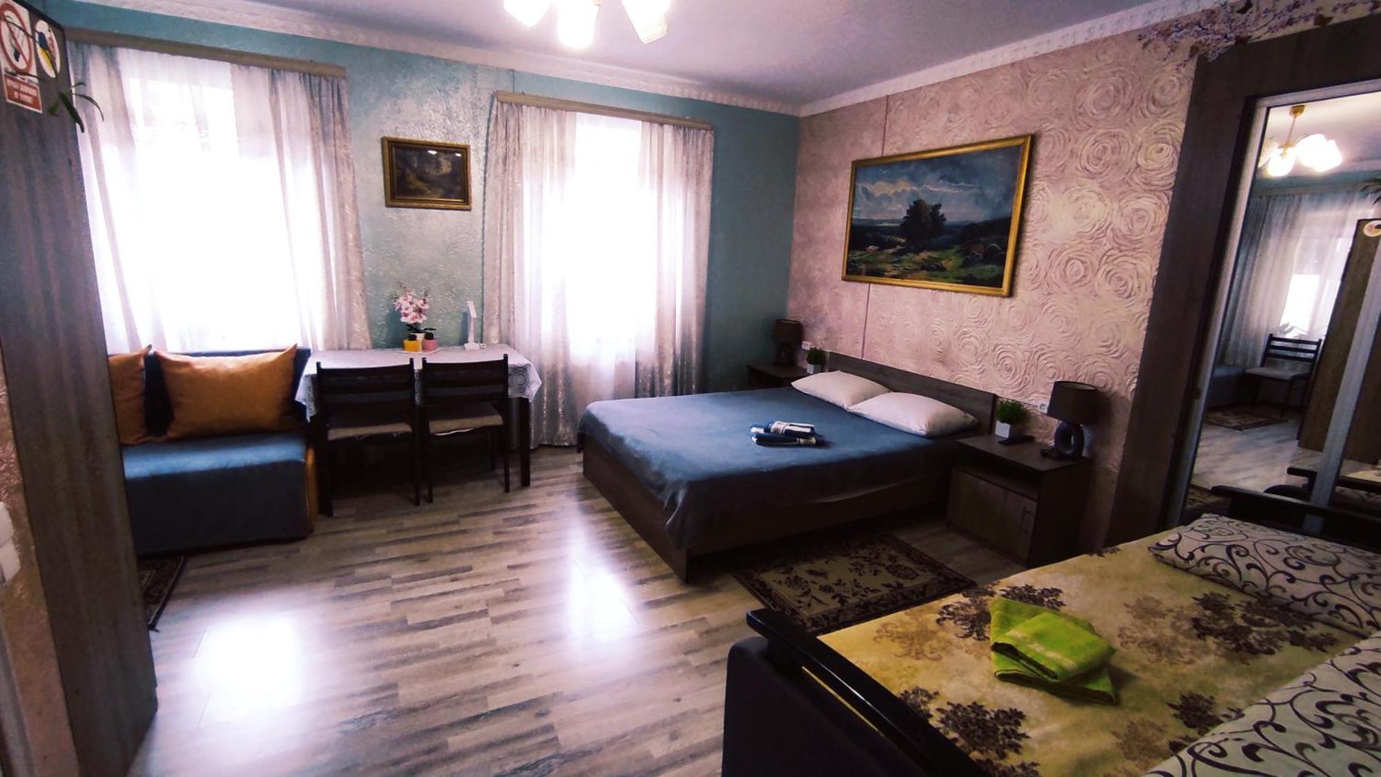 Міні Квартал Hotell Yahotyn Eksteriør bilde