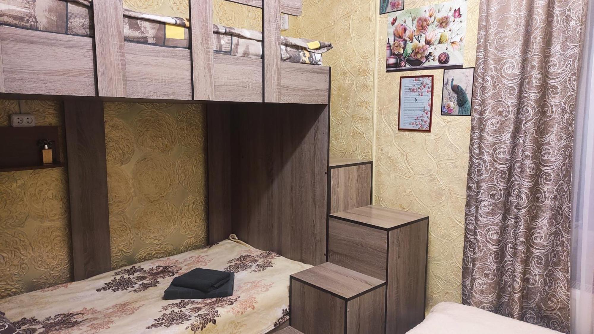 Міні Квартал Hotell Yahotyn Eksteriør bilde