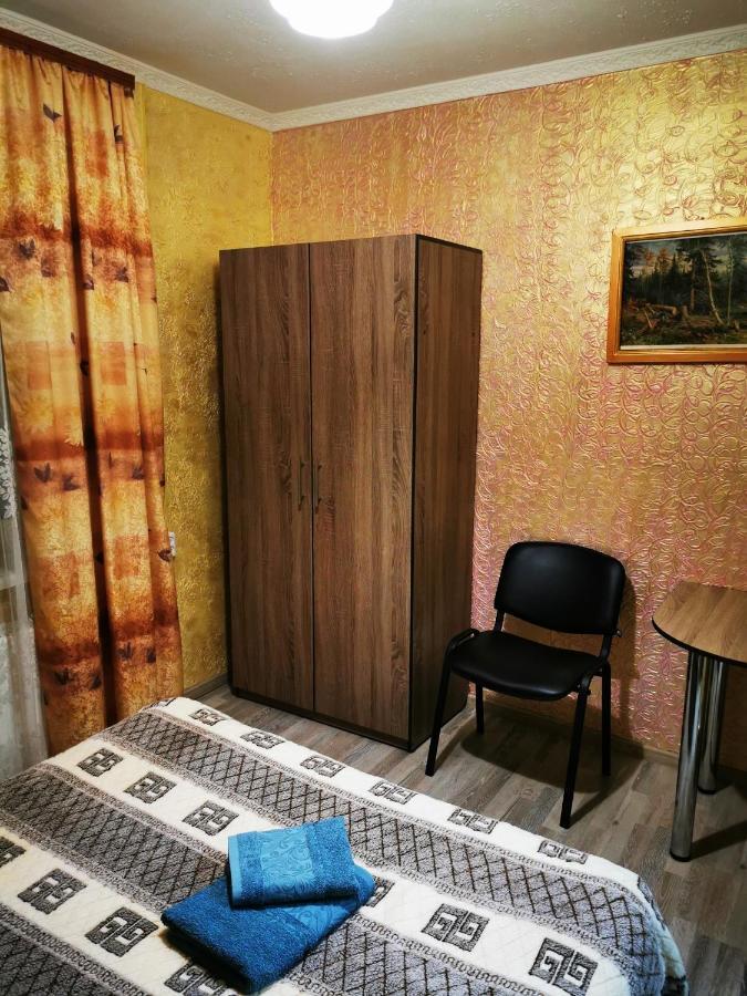 Міні Квартал Hotell Yahotyn Eksteriør bilde