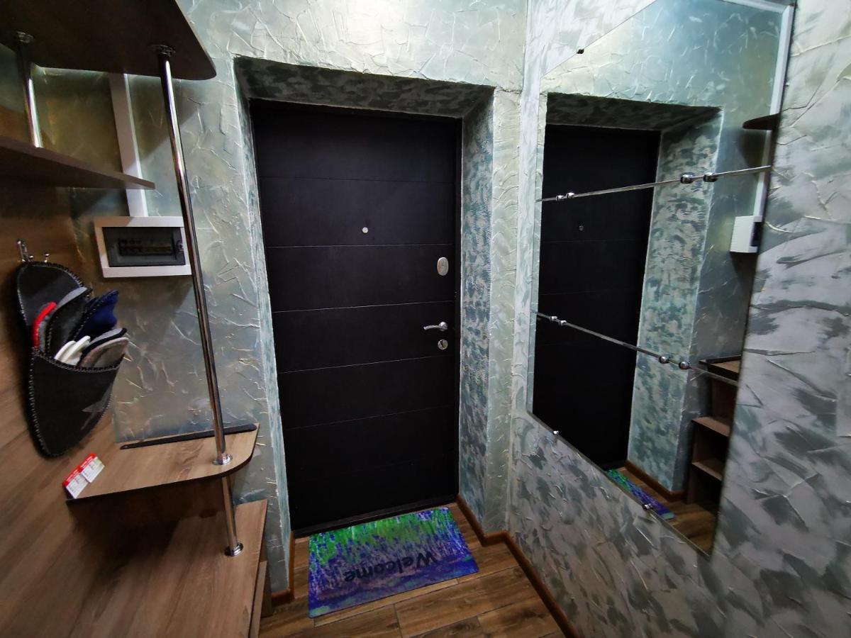 Міні Квартал Hotell Yahotyn Eksteriør bilde